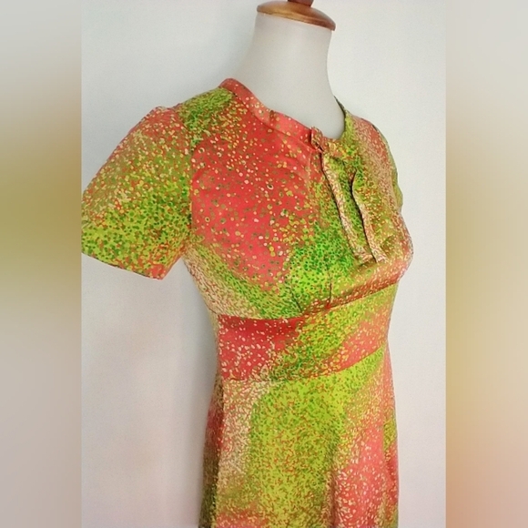 RETRO POINTILLIST DRESS - Picture 4 of 5